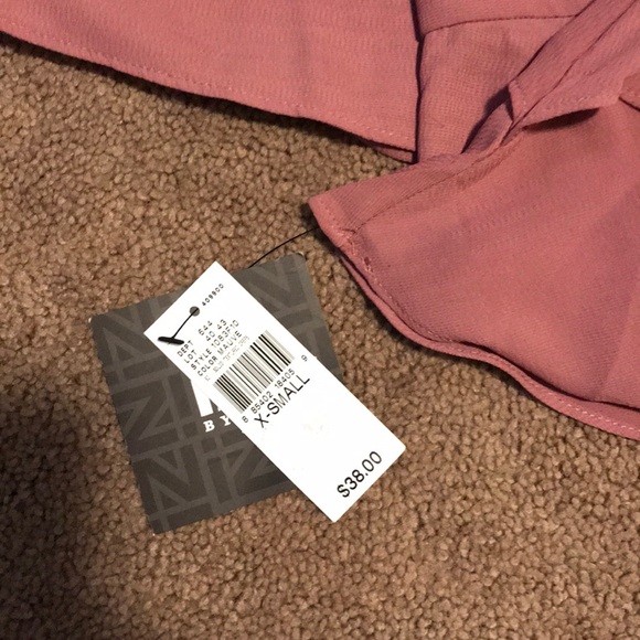 Top - Picture 4 of 4